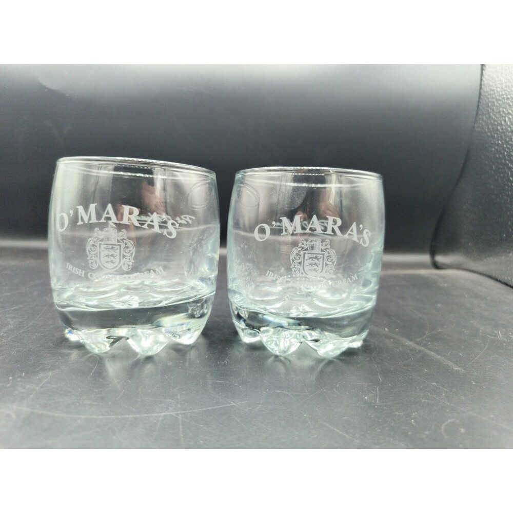 2 Pat O’Mara’s Irish Country Cream Etched Glasses